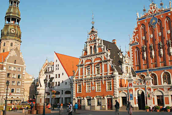 Mustapäiden talo Riiassa