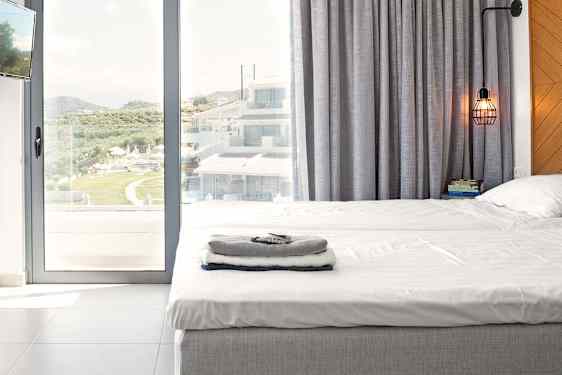 Huone Bella Vista Village -hotellissa.