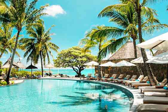 Golffaa Mauritiuksella ja majoitu Belle Mare Plage -hotelliin