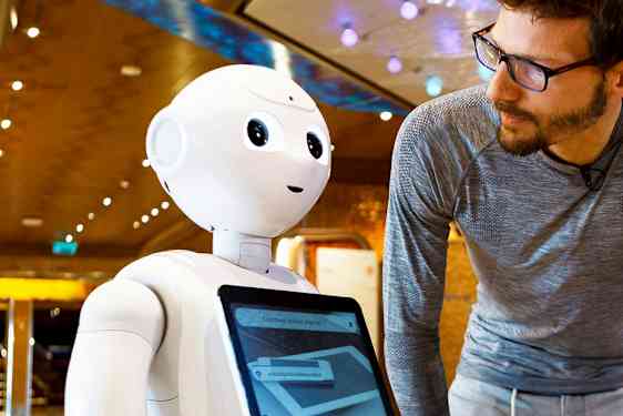 Palvelurobotti risteilyaluksella