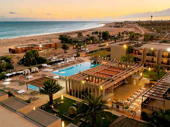 Oasis Salinas Sea