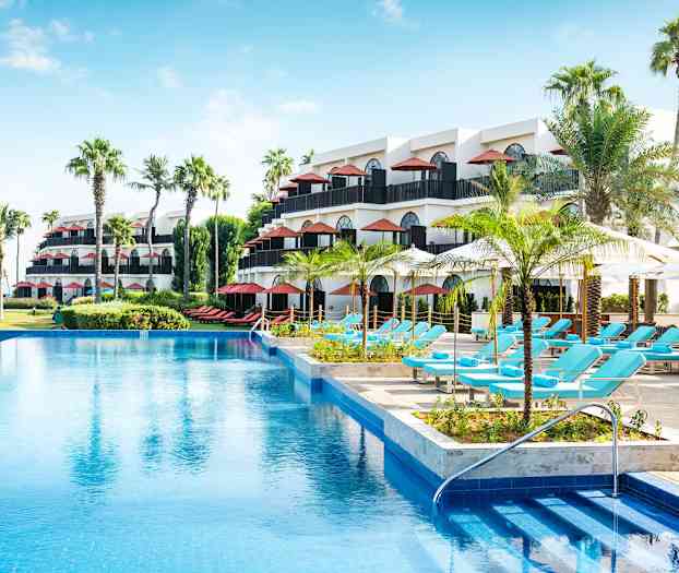 Uima-allas JA Palm Tree Court -hotellissa