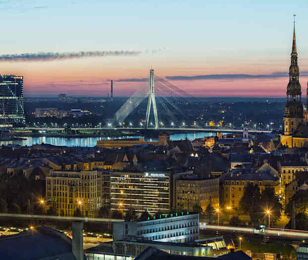 Hotelli sijaitsee keskeisellä paikalla Riiassa