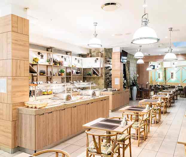 Hotellin aamiaishuone