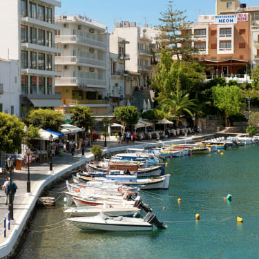 Agios Nikolaoksen rantakatu