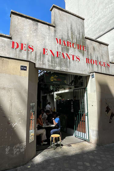 Sisäänkäynti, Le Marché des Enfants Rouges