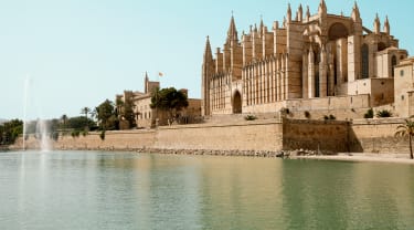 Katedralen i Palma på Mallorca - res till Mallorca med Ving