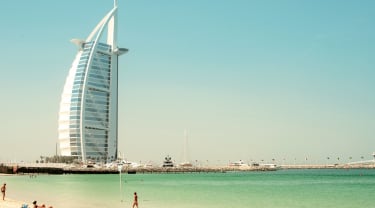 Dubai sopii täydellisesti aikuisten lomakohteeksi