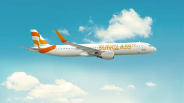 Sunclass Airlinesin lentokone ilmassa