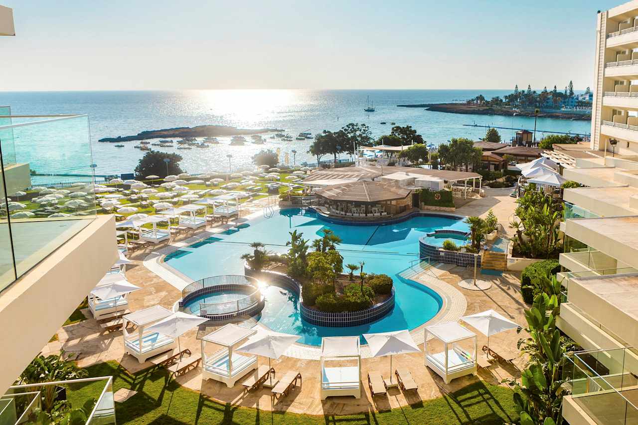 Hotellikuva Capo Bay - numero 1 / 52