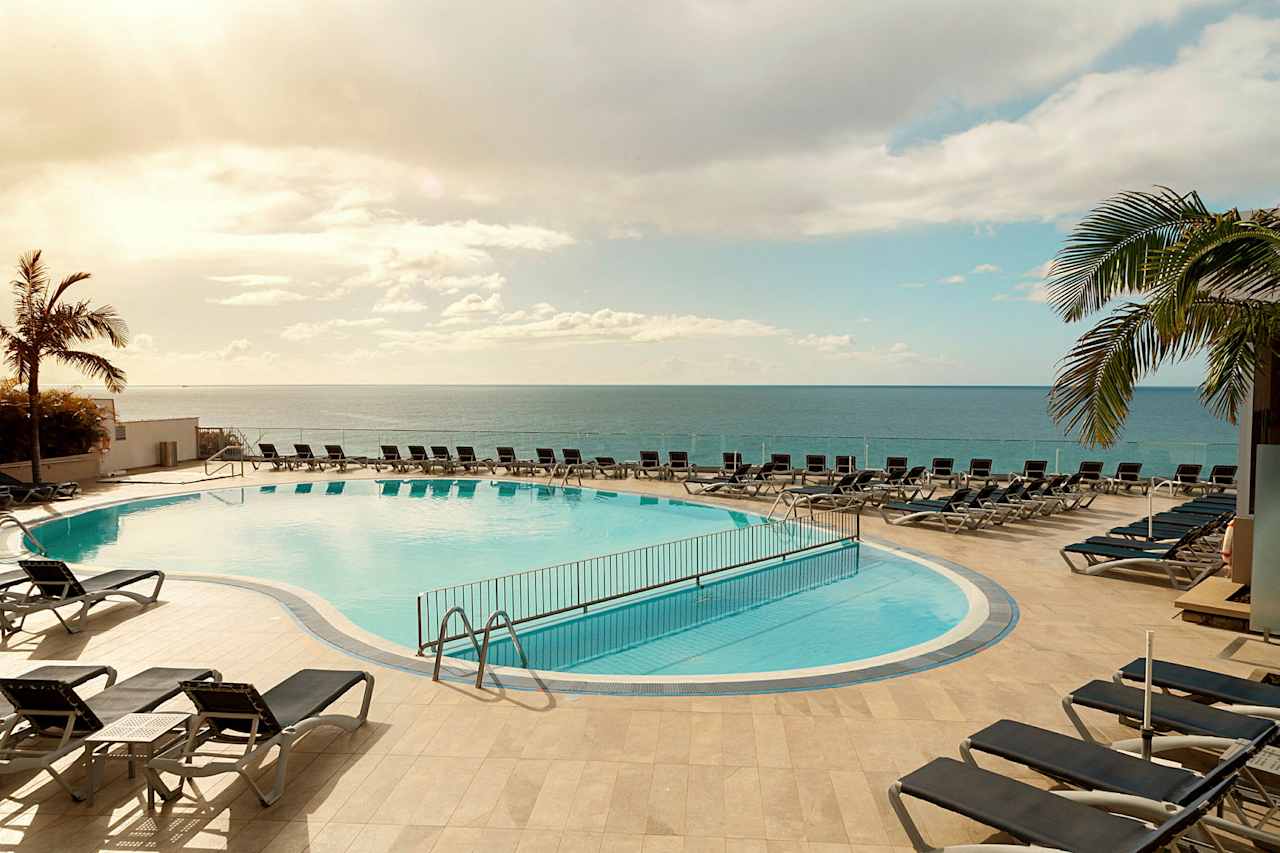 Hotellikuva Duas Torres - numero 1 / 35