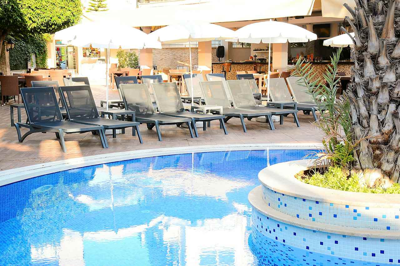 Hotellikuva Almera Park - numero 1 / 27