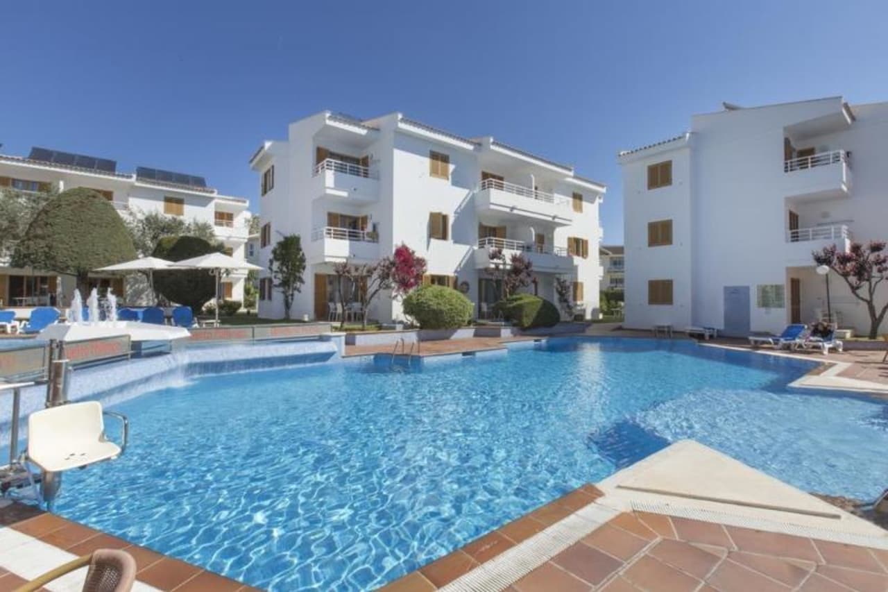 Hotellikuva Flora - numero 1 / 39