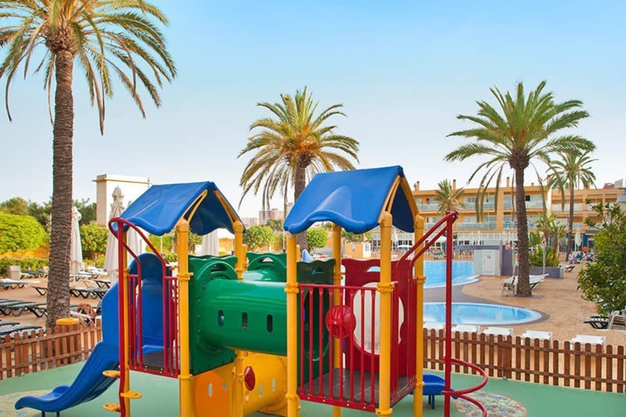 Hotellikuva Apartamentos Turisticos Terralta - numero 1 / 4