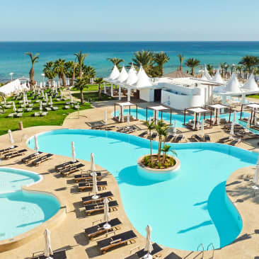 Sunrise Pearl Hotel & Spa