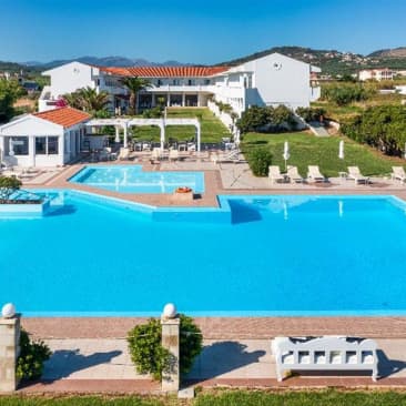 Mrs Chryssana Beach Hotel