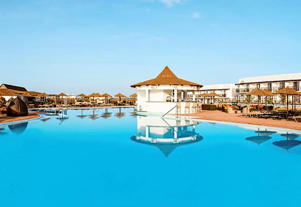 Meliá Llana Beach Resort & Spa