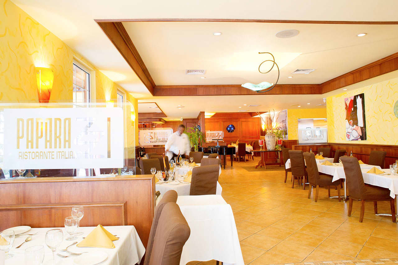 À la carte -ravintola Paparazzi Tamarijn Aruba All Inclusive -hotellissa