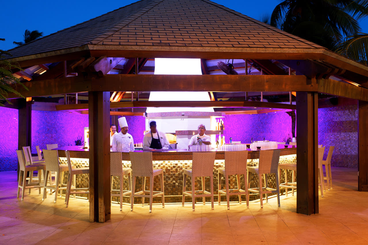Coco Grill and Bar (snackbaari) Divi Aruba All Inclusive -hotellissa