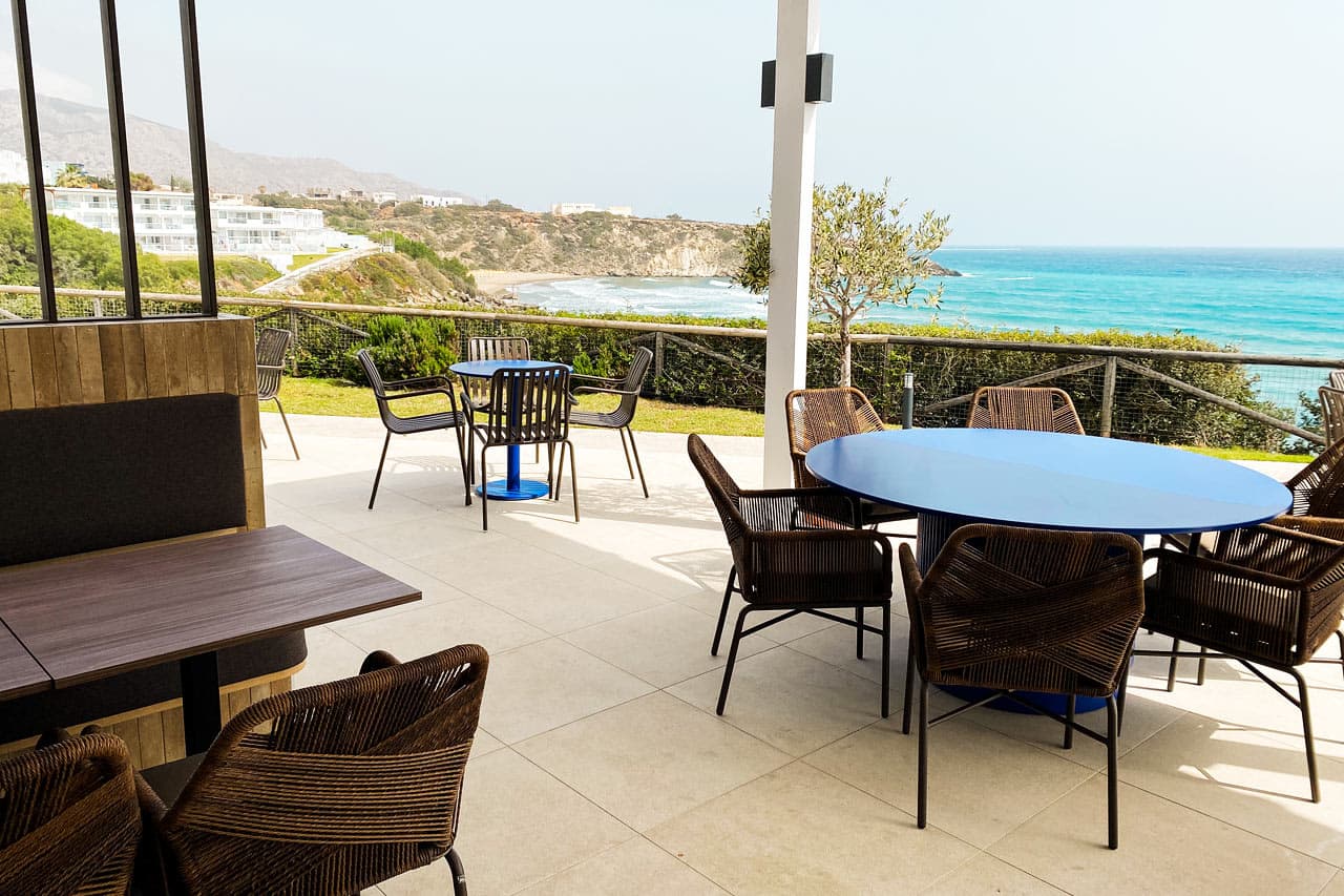 Ennen kesäkauden 2024 alkua Ocean Beach Club – Kreeta -hotelli kunnostettiin täysin