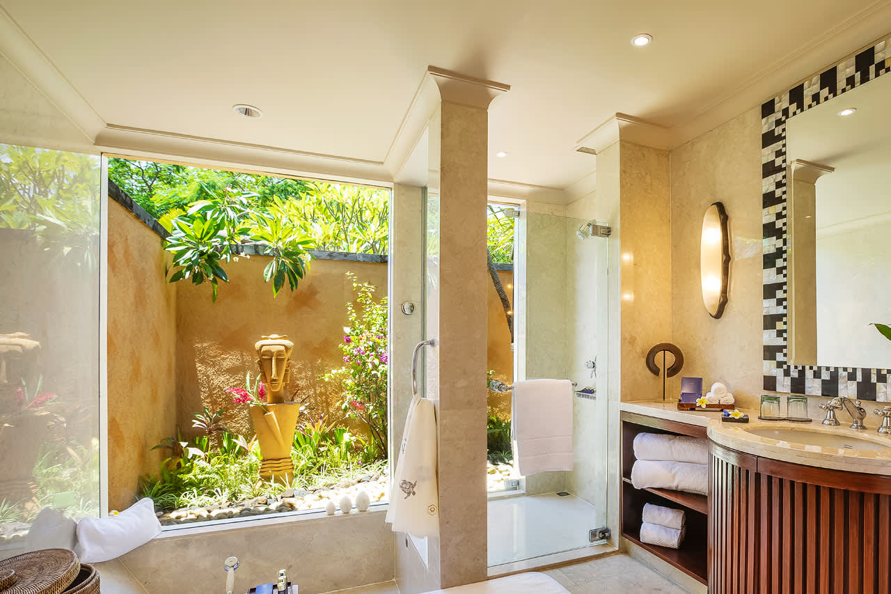 Luxury Villan kylpyhuone