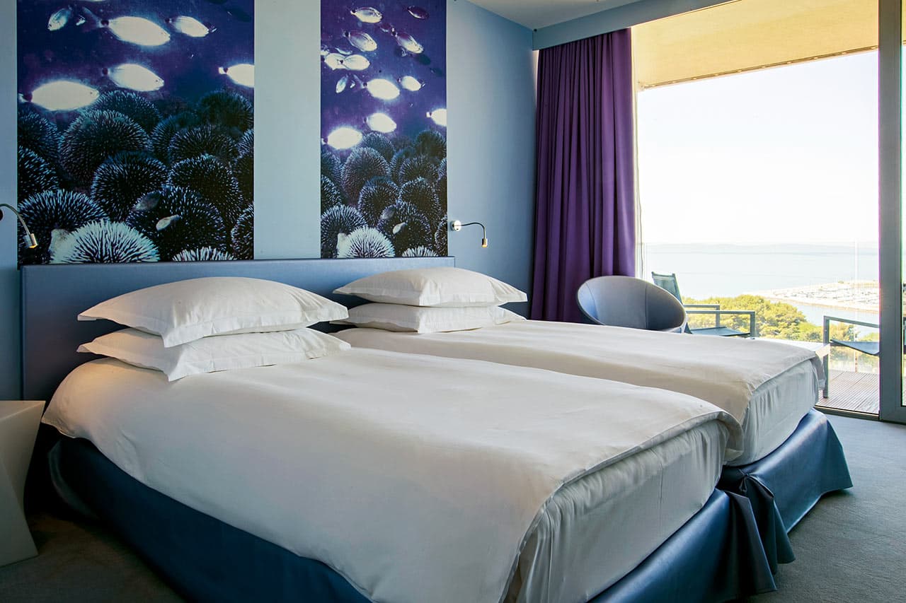 Kahden hengen deluxe-huone, parveke ja merinäköala