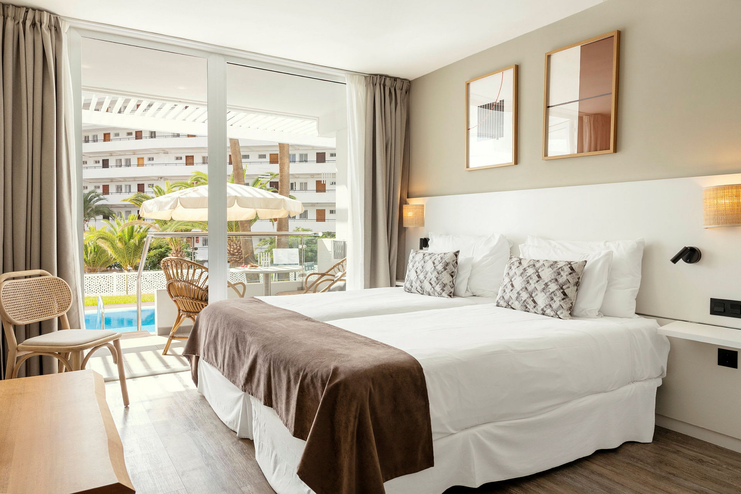 Prime Pool Suite - 1 huone, pääsy yksityiseen, jaettuun uima-altaaseen