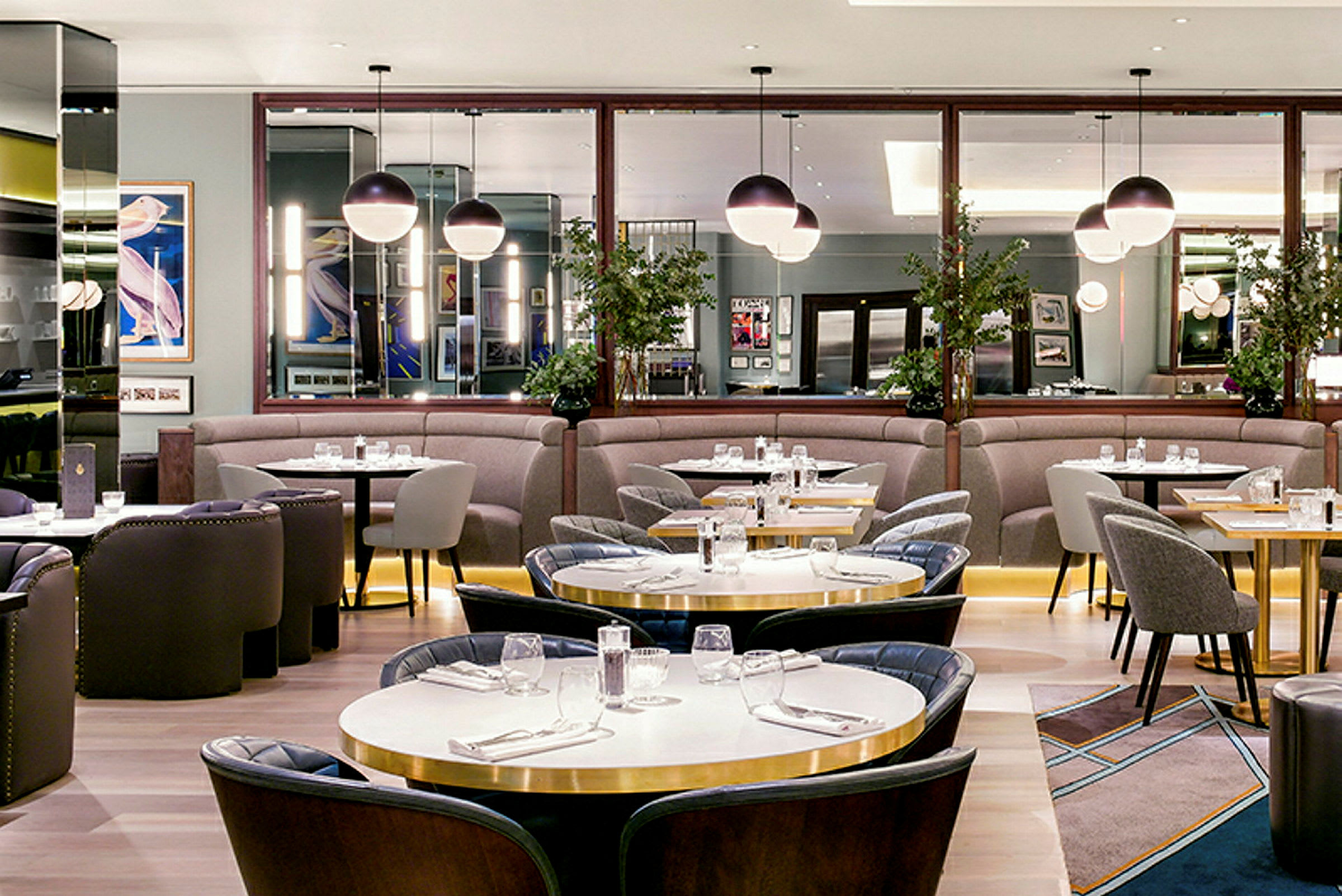 À la carte -ravintola ja baari