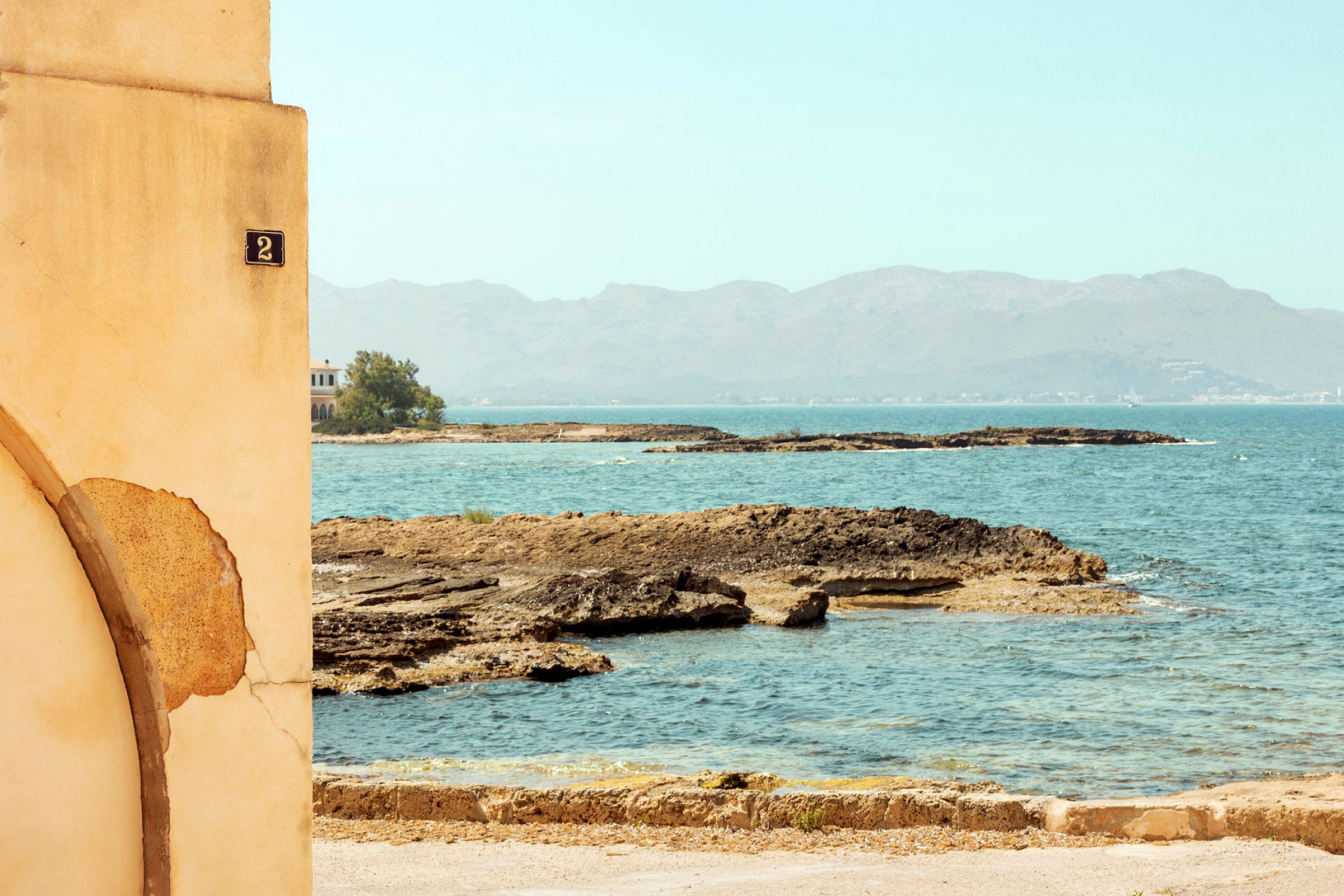 Rantapromenadi Avenida Camp del Mar, noin viiden minuutin päässä Sunprime Pollensa Bay -hotellista