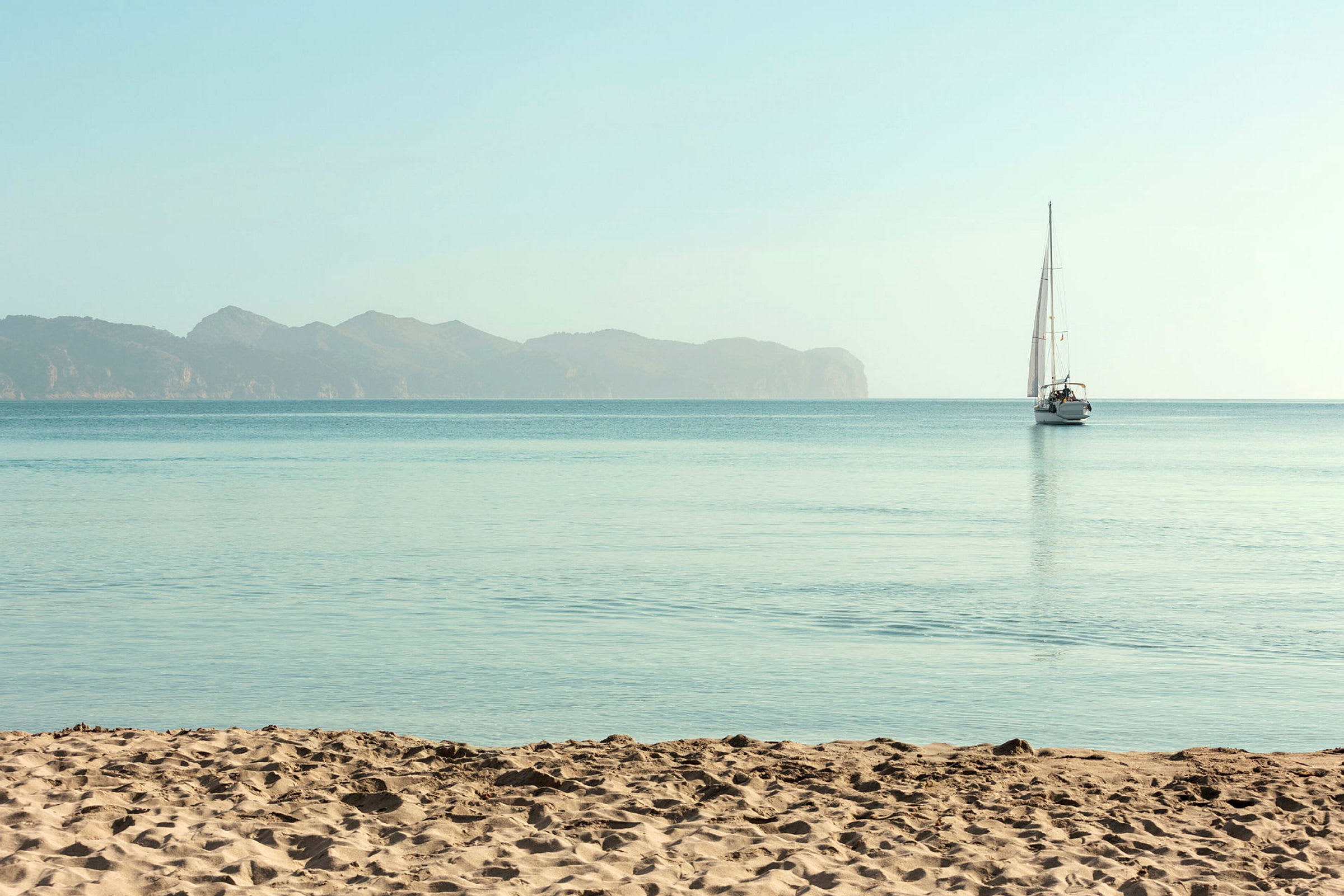 Playa de San Pere, noin 15 minuutin kävelymatkan päässä Sunprime Pollensa Bay -hotellista