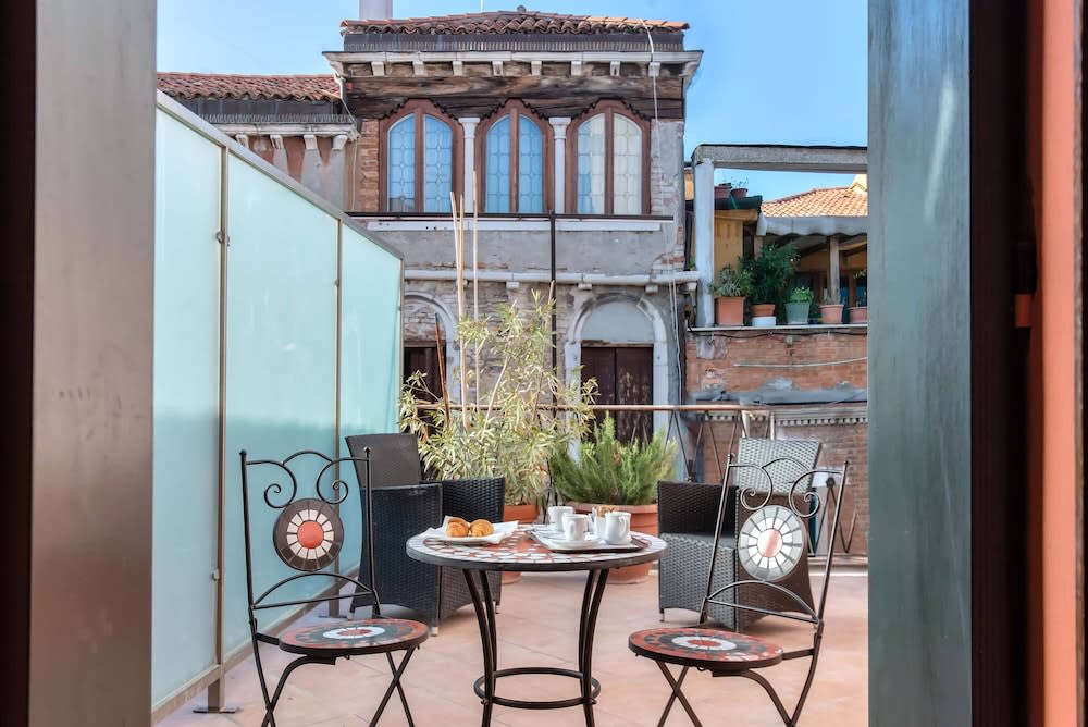 Terassi/patio
