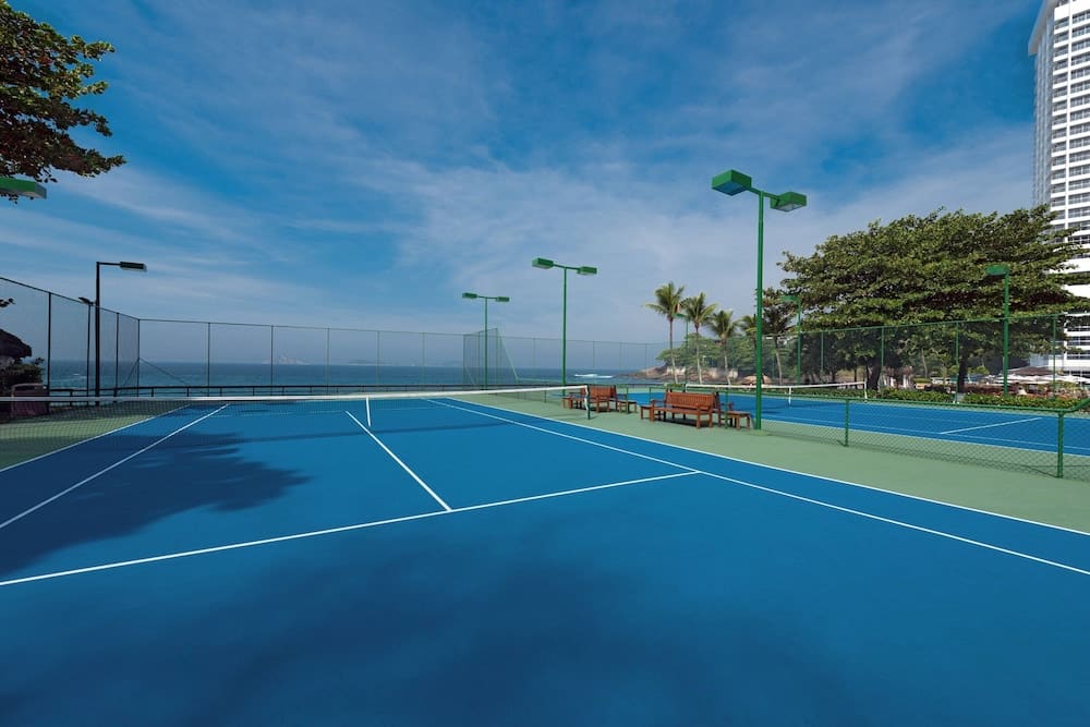 Tenniskenttä