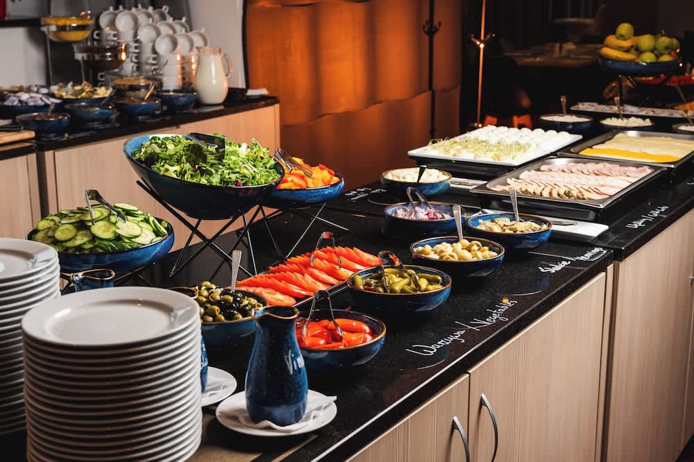 Buffetaamiainen