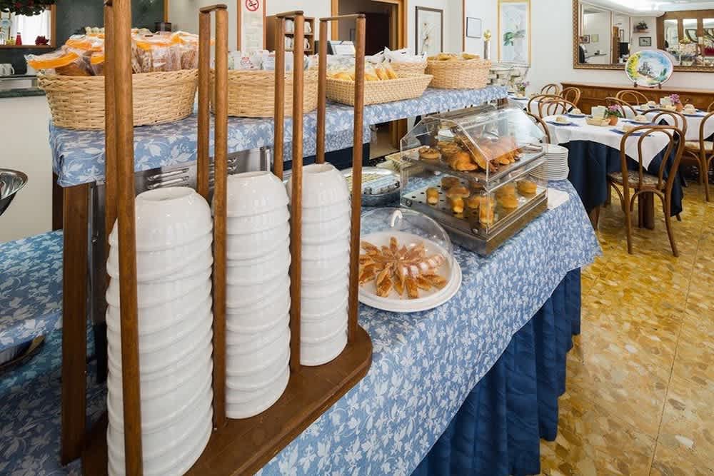Buffetaamiainen