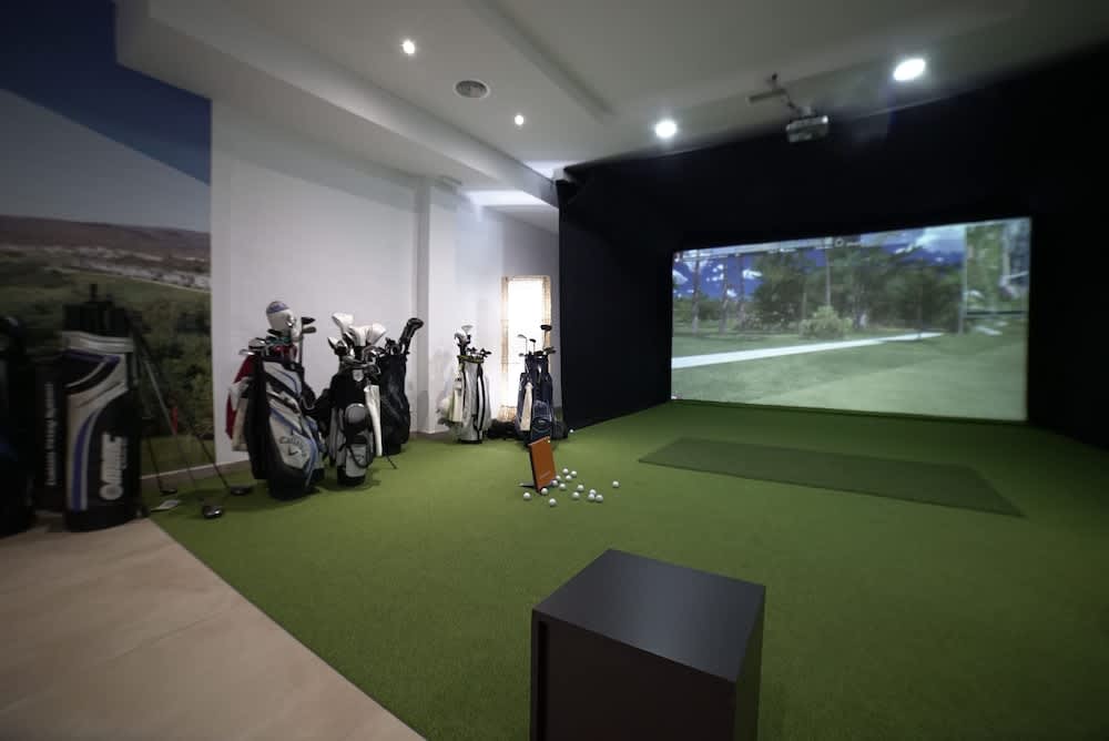 Golf range sisätiloissa