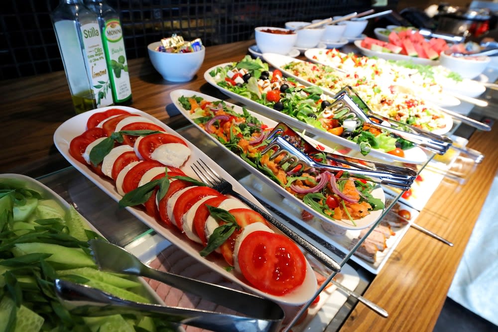 Buffetaamiainen