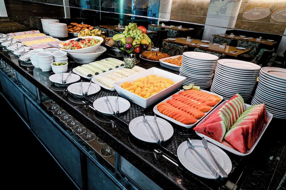 Buffetaamiainen