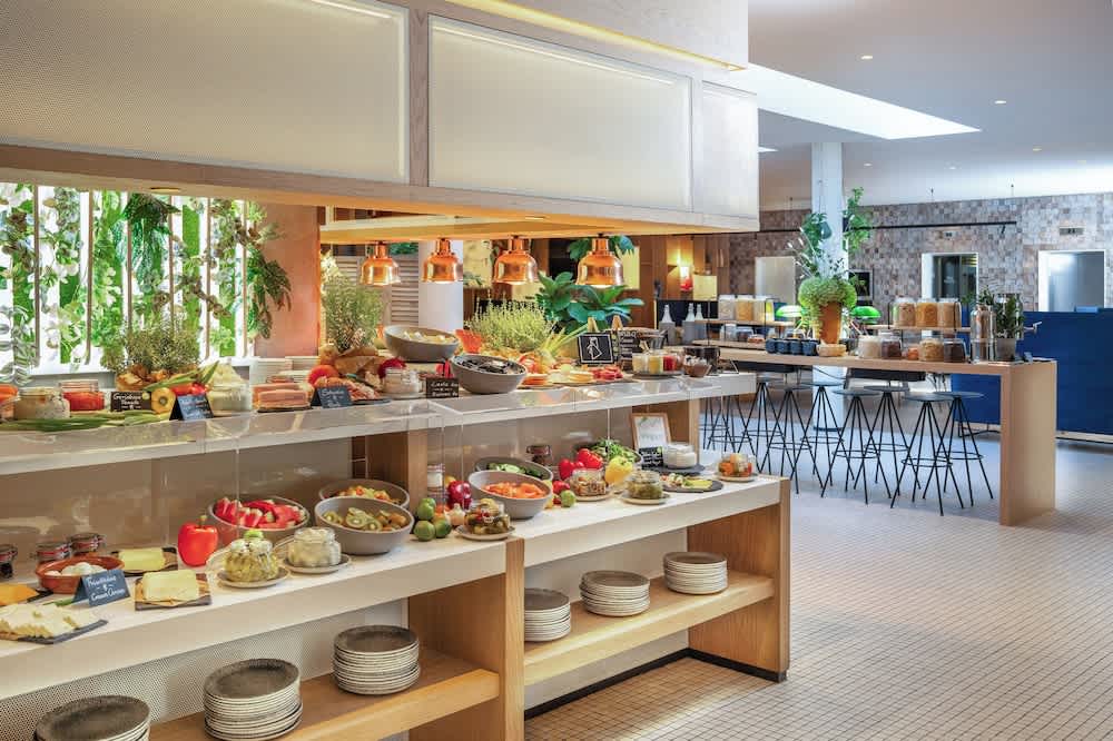 Buffetaamiainen