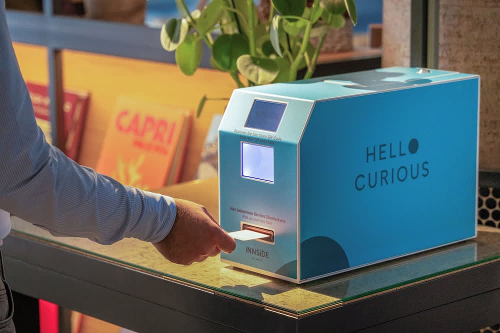 Sisään- ja uloskirjautumisautomaatti