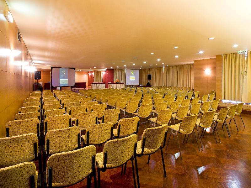 Konferenssit