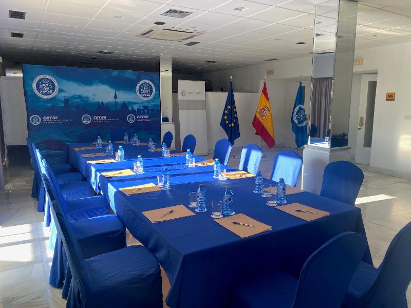 Konferenssit