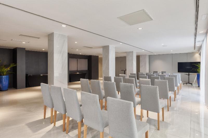 Konferenssit