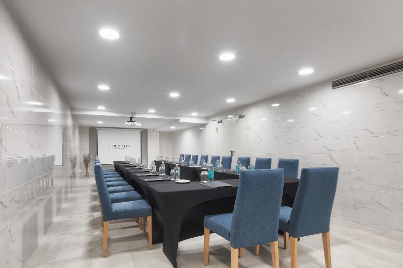 Konferenssit