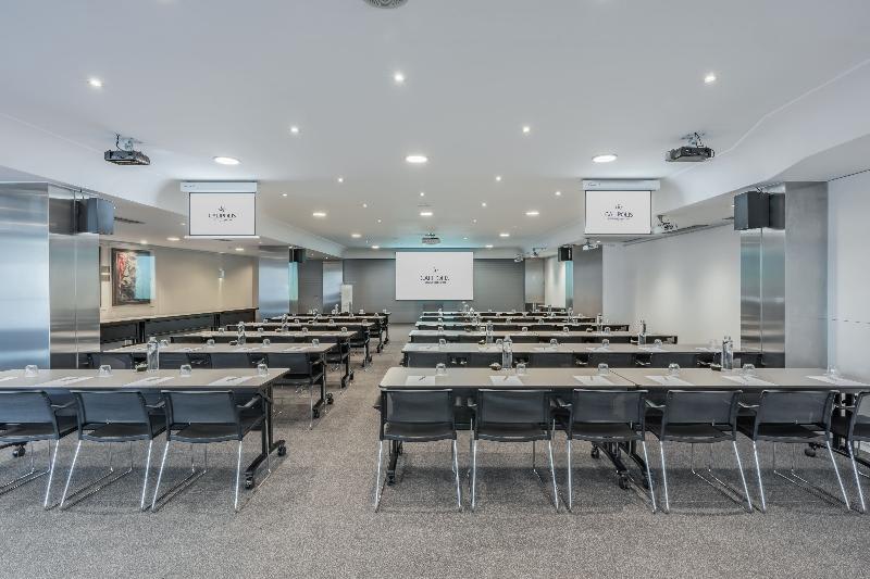 Konferenssit