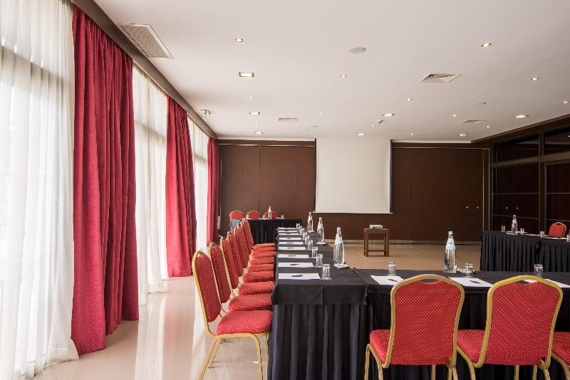 Konferenssit