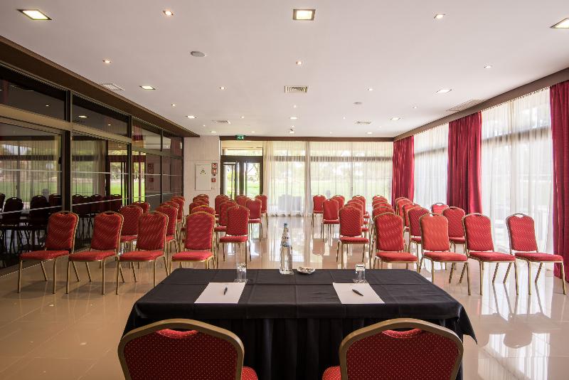 Konferenssit