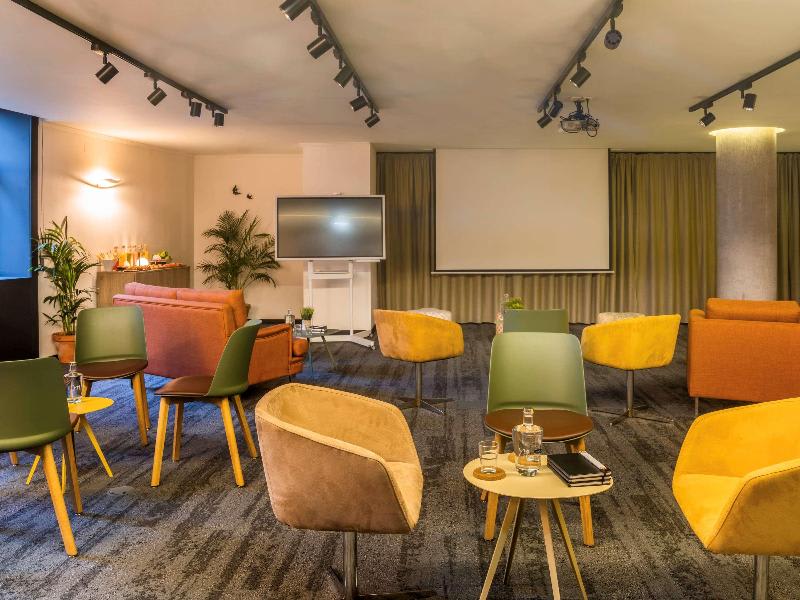 Konferenssit