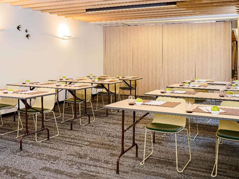 Konferenssit