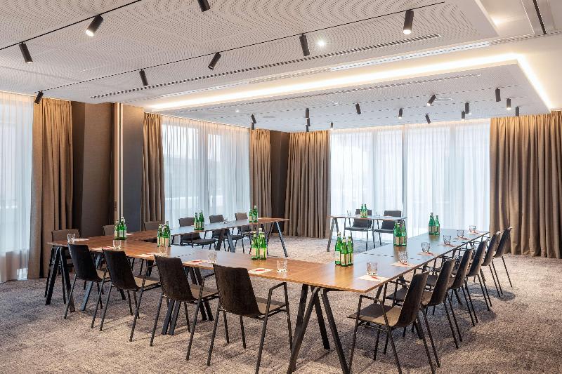 Konferenssit