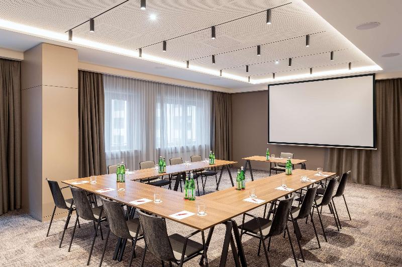 Konferenssit